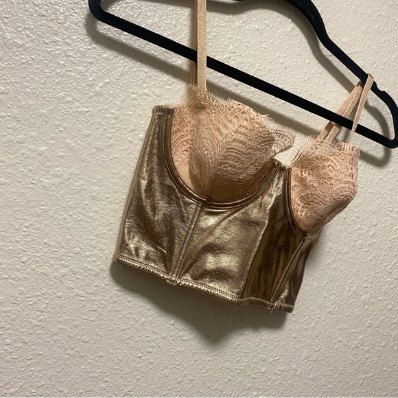 Victorias secret 32c corset bra pink shiny lace floral wired cups like new g1 - Picture 2 of 11